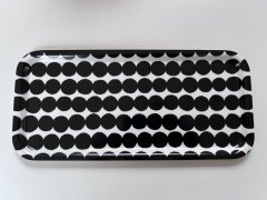 marimekko Tablett Räsymatto sxchwarz-weiß. 15 x 32 cm